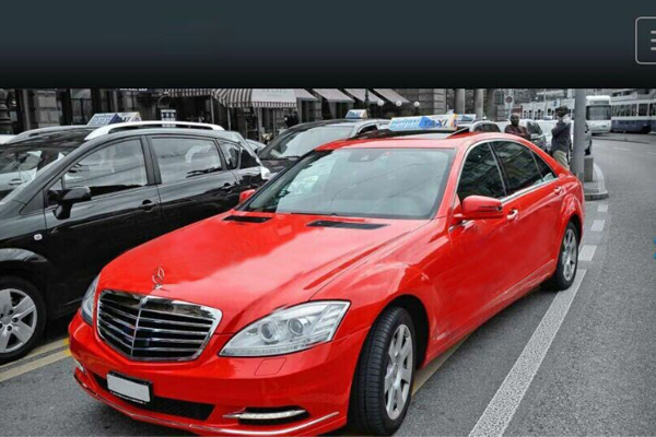 10.1寸網(wǎng)絡(luò)版出租車(chē)廣告機(jī)成功進(jìn)軍歐洲市場(chǎng)